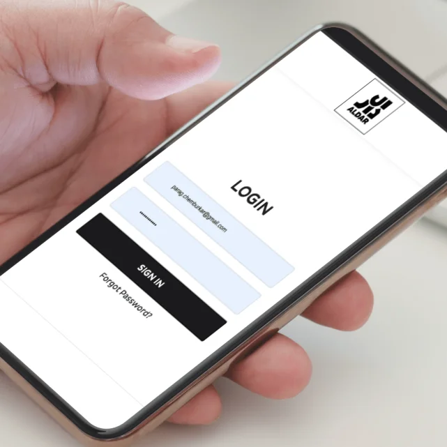 Rewarding Customers
        Gallery Lower Image 2