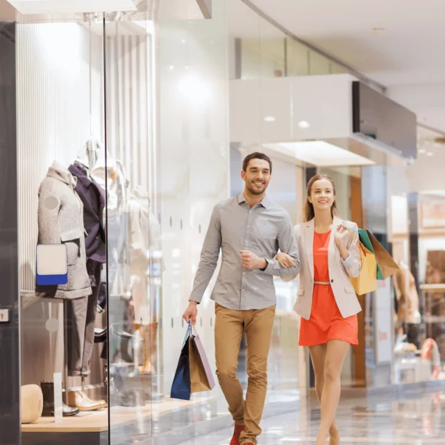 Rewarding Customers
        Gallery Lower Image 6