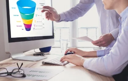 LiProspect | Digital Transformation with Persona-Based Solutions
        Gallery Upper Image 4